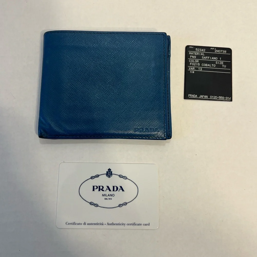 Prada staffiano leather bifold wallet with‎ COA card